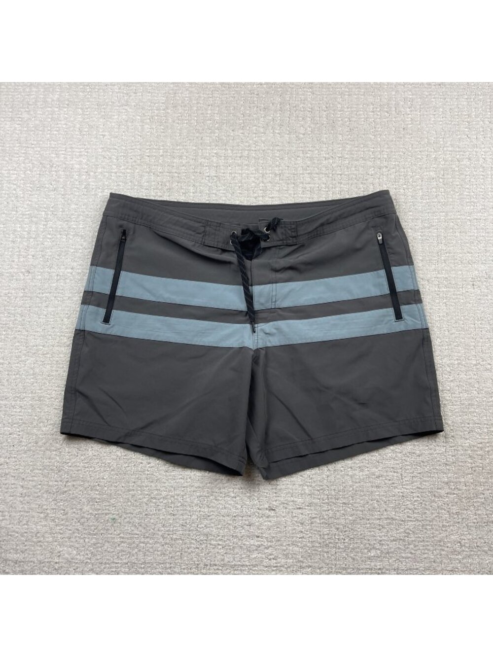 American Eagle Board Shorts Swim Trunks Mens XL Gray Reflective Blue Surfer
